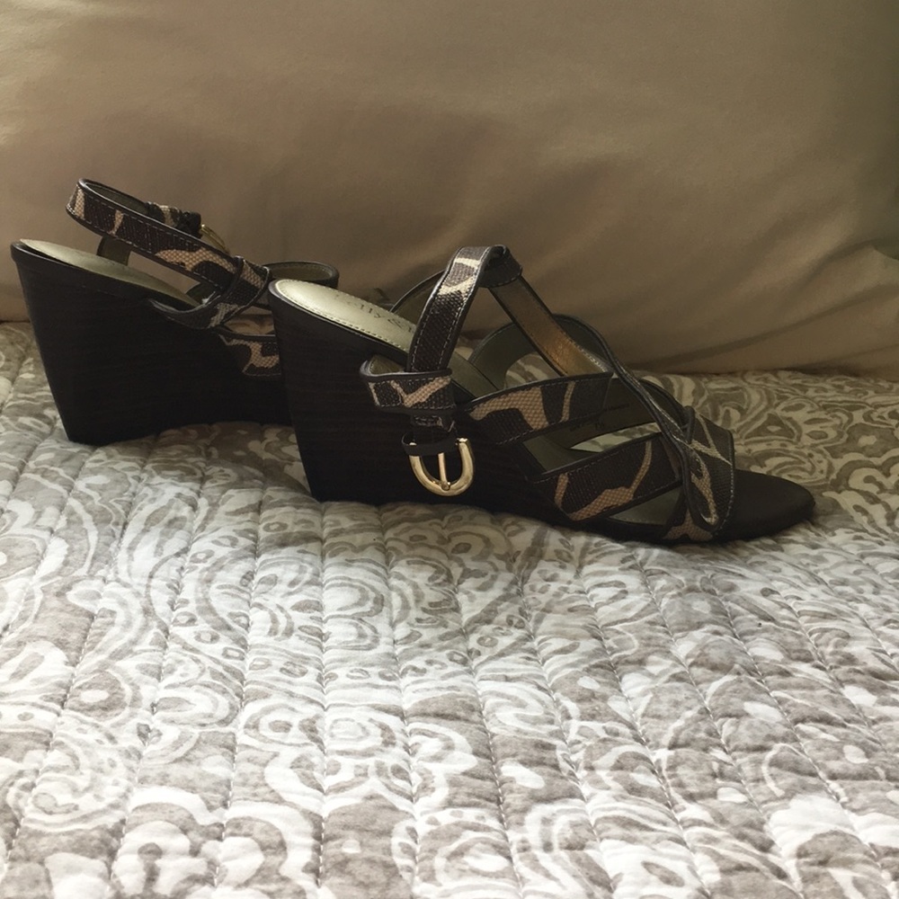 Kelly & Katie Wedge Sandals